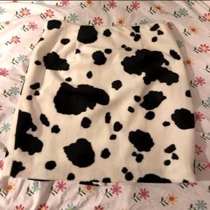Fuzzy cow print skirt size 10